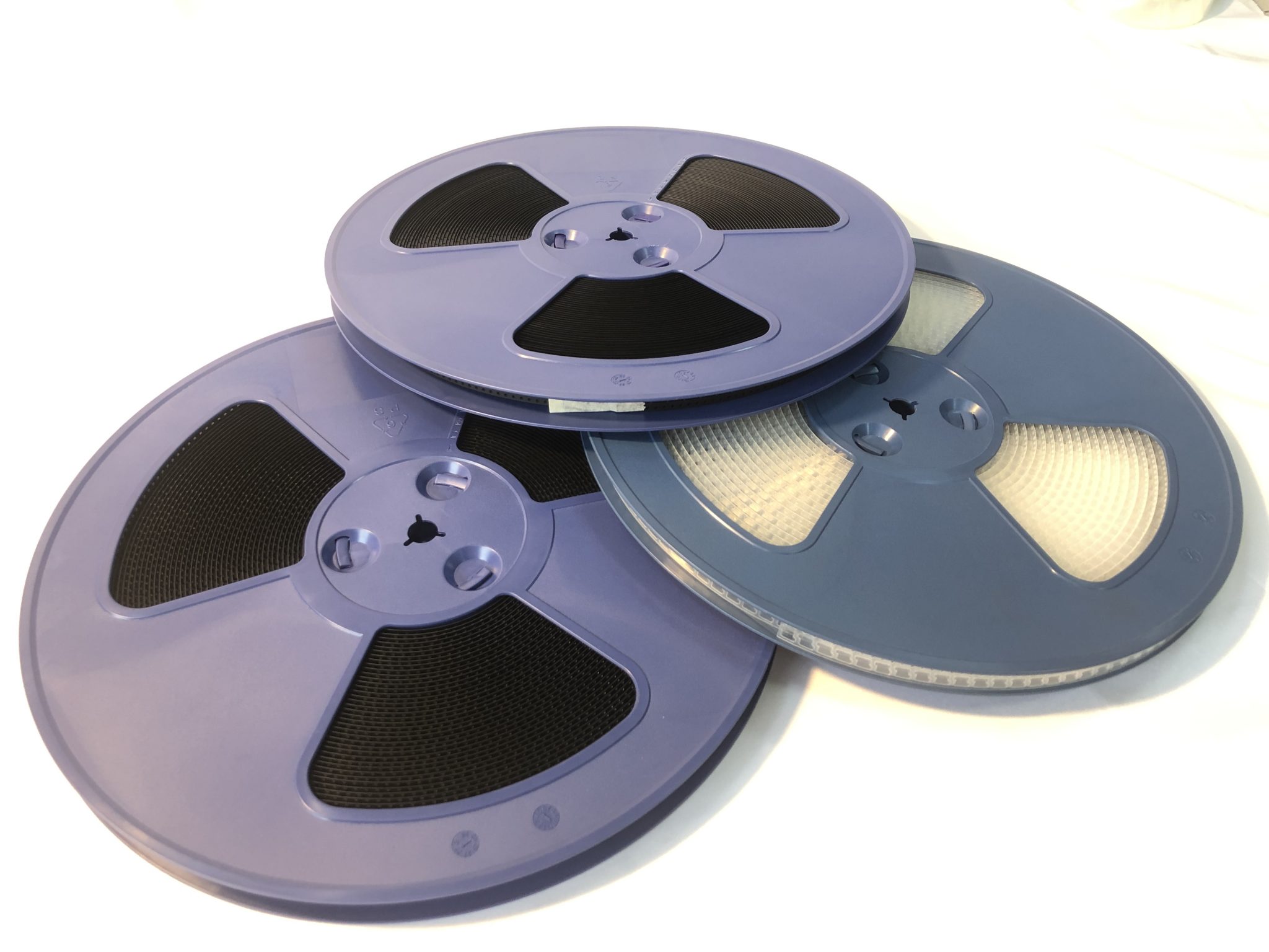 Production method of carrier tape reel device Professinoal tape and